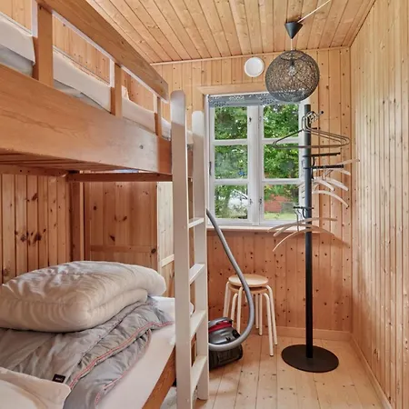 Catalin - 50m From The Sea By Interhome