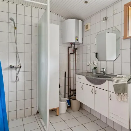 Catalin - 50m From The Sea By Interhome Дом отдыха *